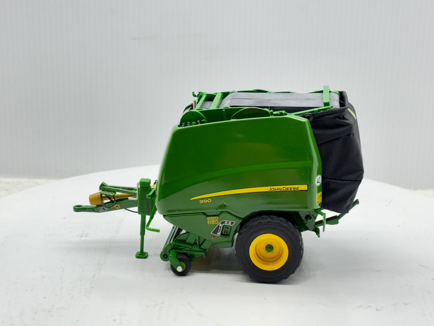 1/32 John Deere 990