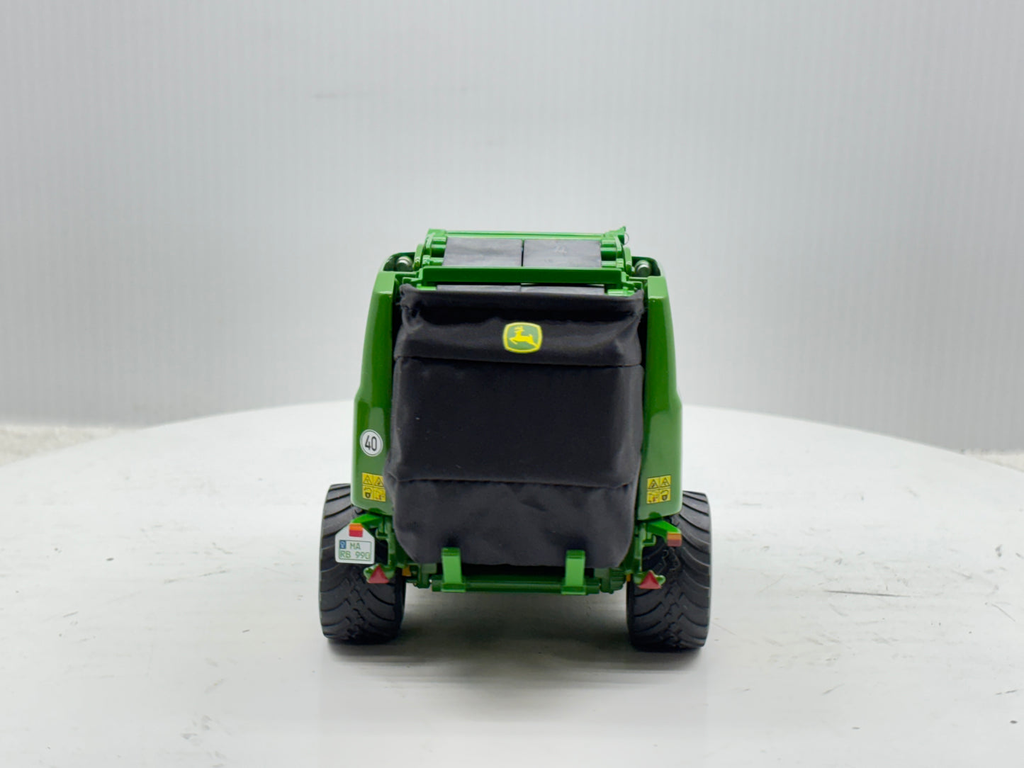 1/32 John Deere 990