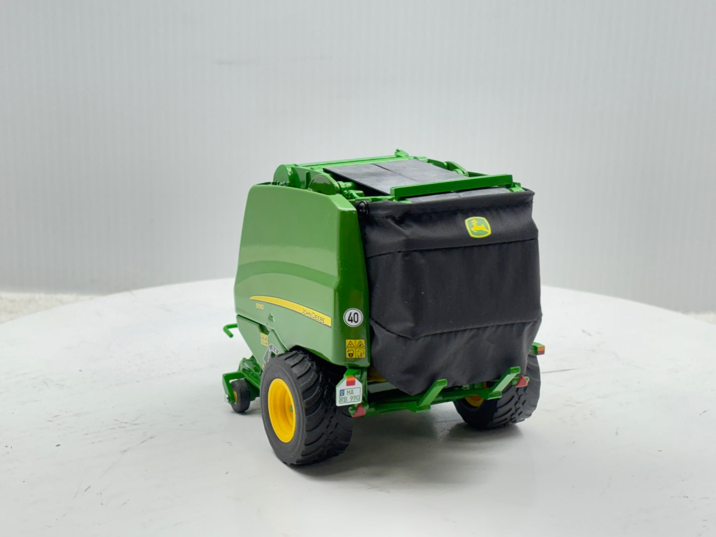 1/32 John Deere 990