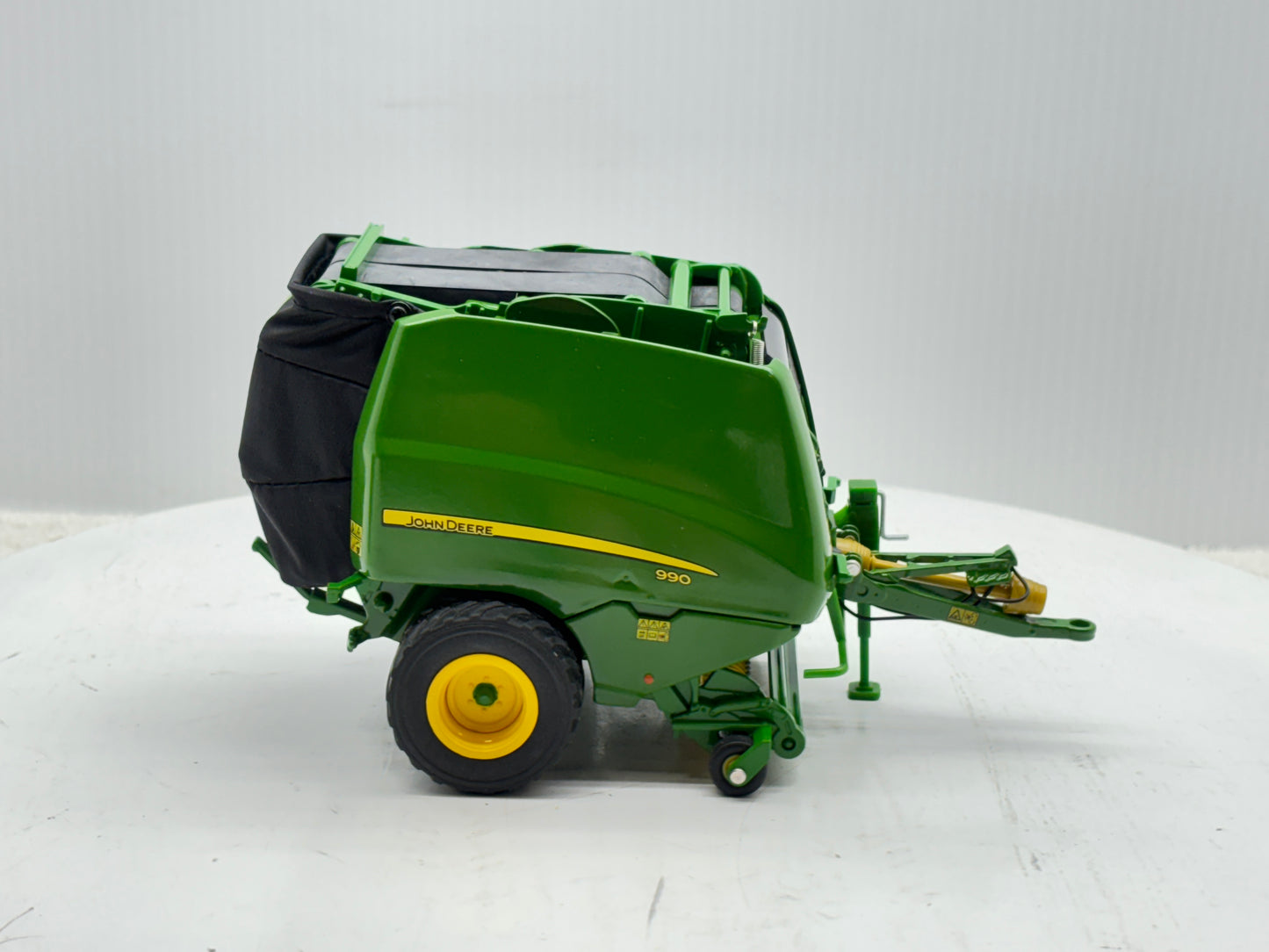 1/32 John Deere 990