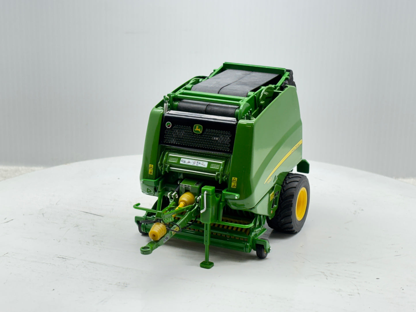 1/32 John Deere 990