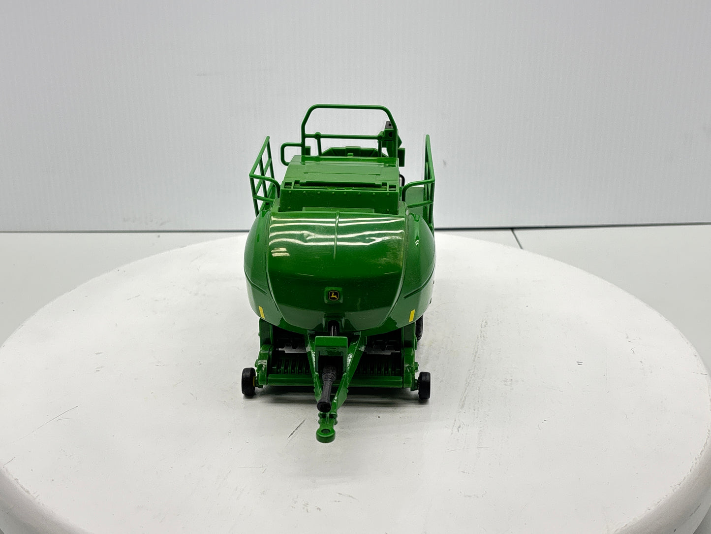 1/32 John Deere L340