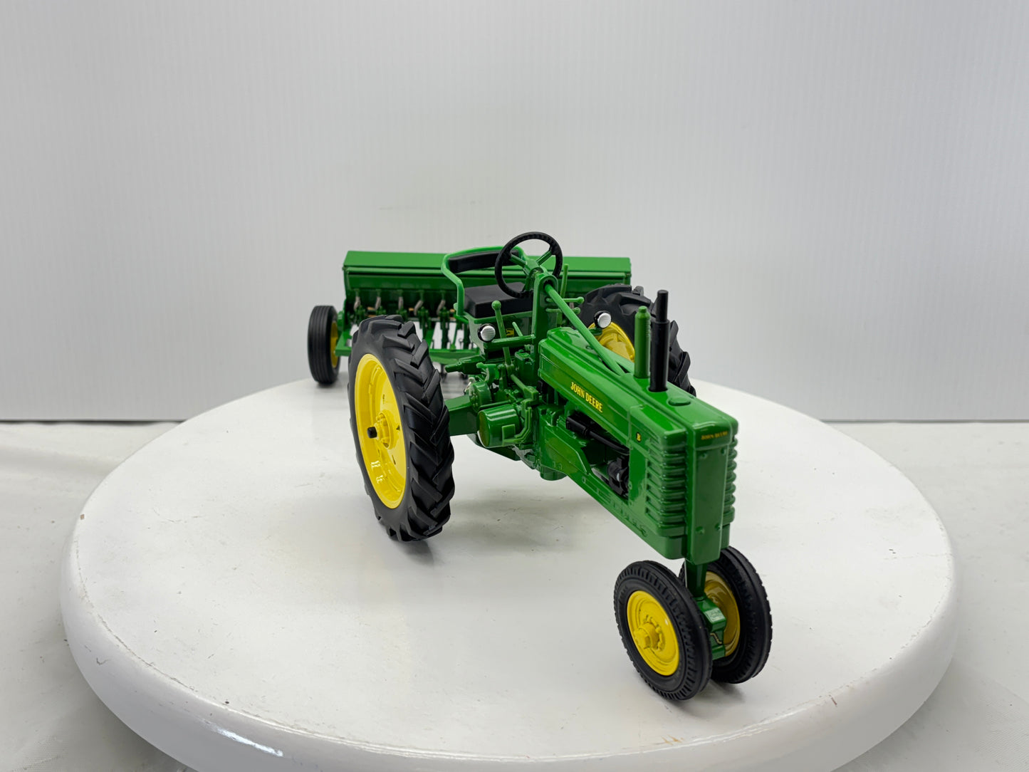 1/16 John Deere Model "B" with Grain Drill