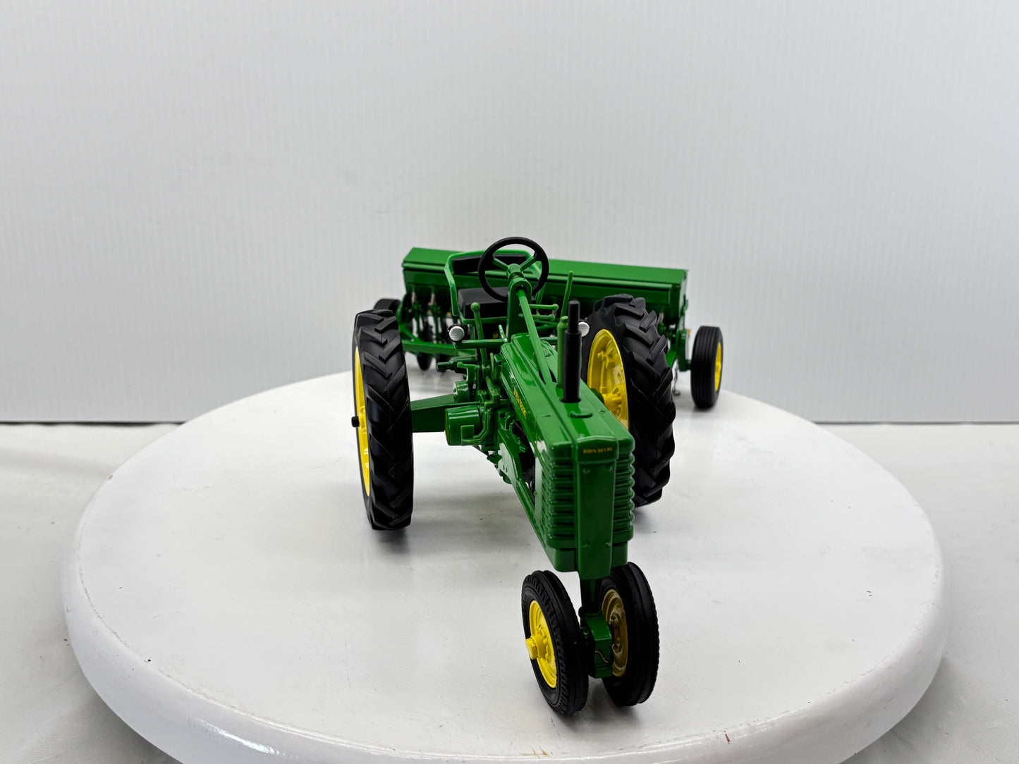 1/16 John Deere Model "B" with Grain Drill
