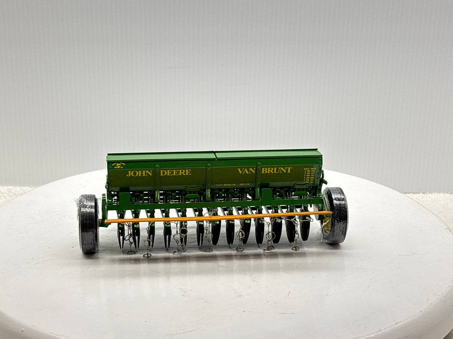1/16 John Deere Van Burnt Model ''FB'' Grain Drill