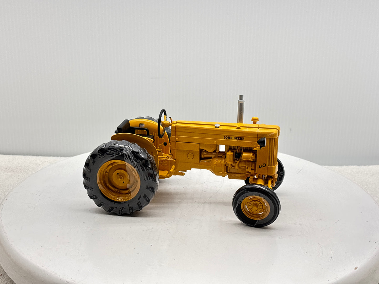 1/16 John Deere ''RARE'' 40 Industrial Orange