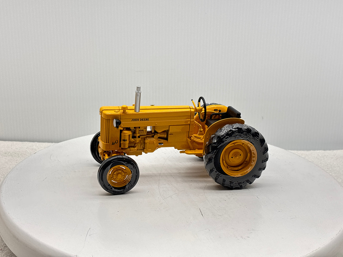 1/16 John Deere ''RARE'' 40 Industrial Orange