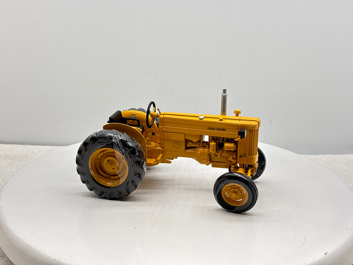 1/16 John Deere ''RARE'' 40 Industrial Orange
