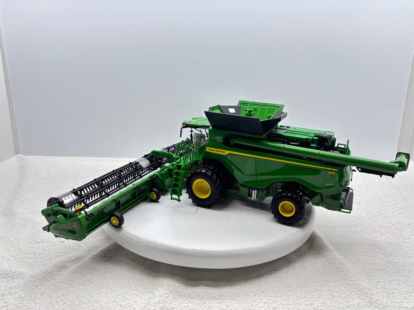 1/32 John Deere X9 1000 Prestige