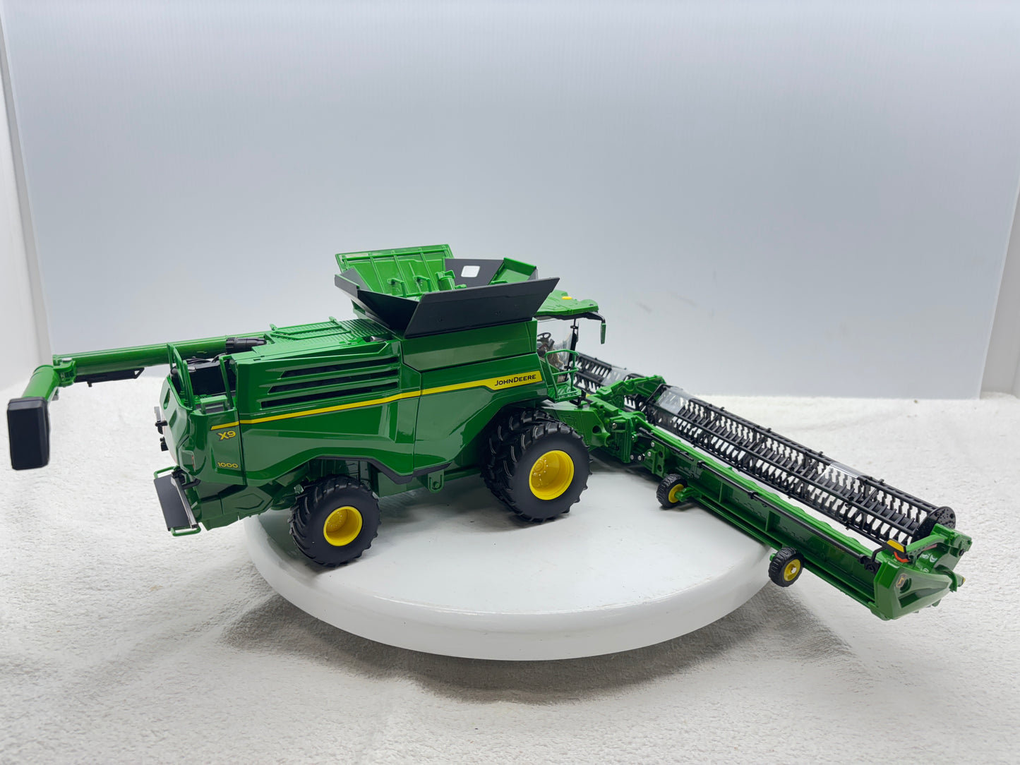 1/32 John Deere X9 1000 Prestige
