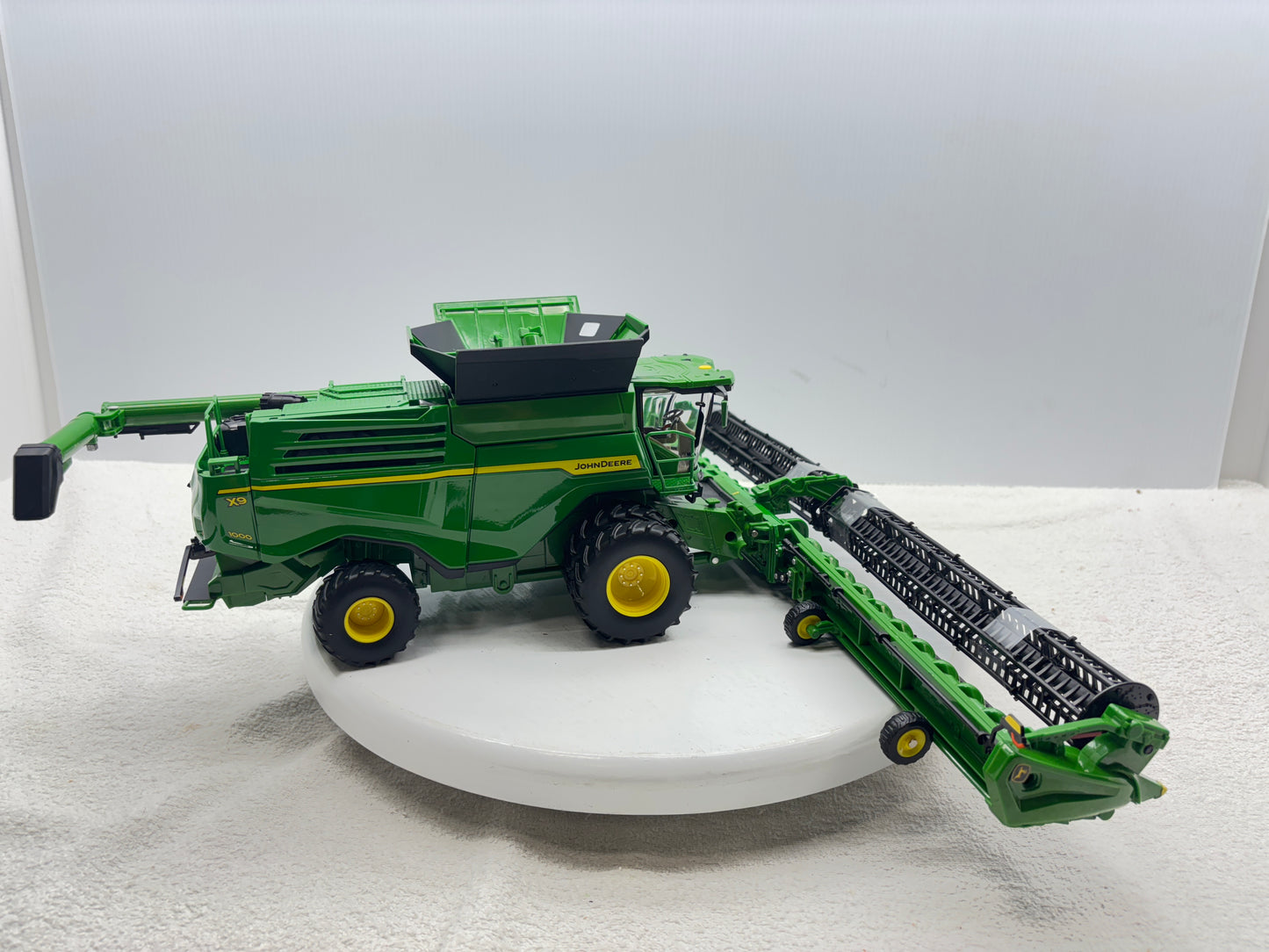 1/32 John Deere X9 1000 Prestige