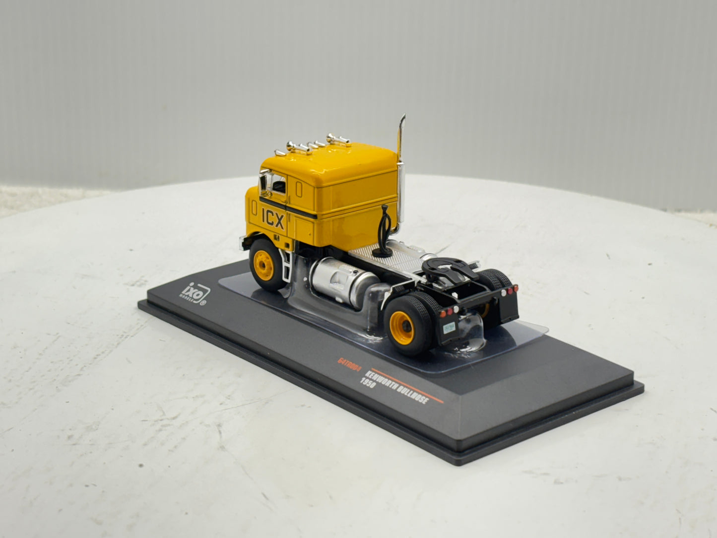 1/64 Kenworth Bullnose ICX