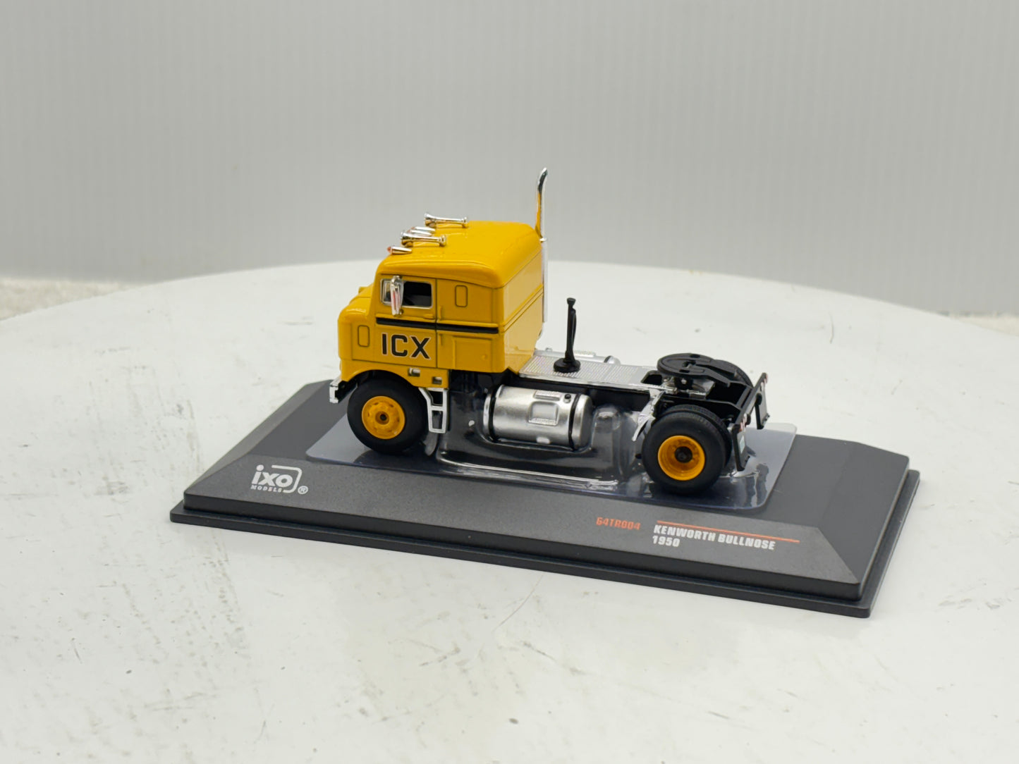 1/64 Kenworth Bullnose ICX