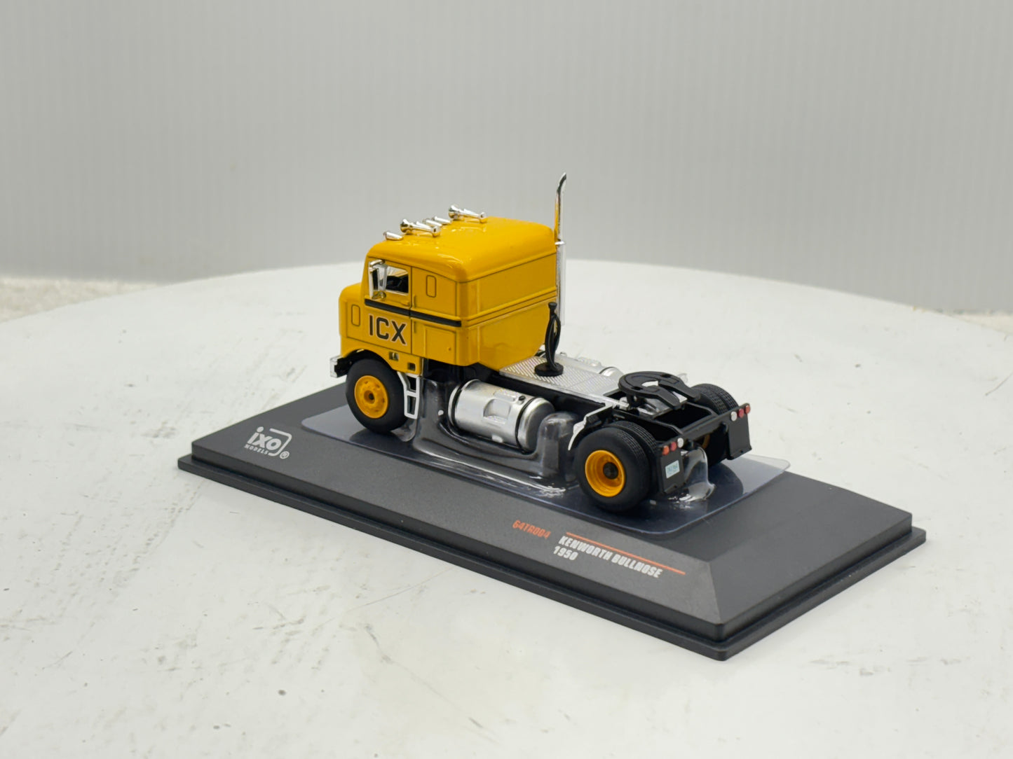 1/64 Kenworth Bullnose ICX
