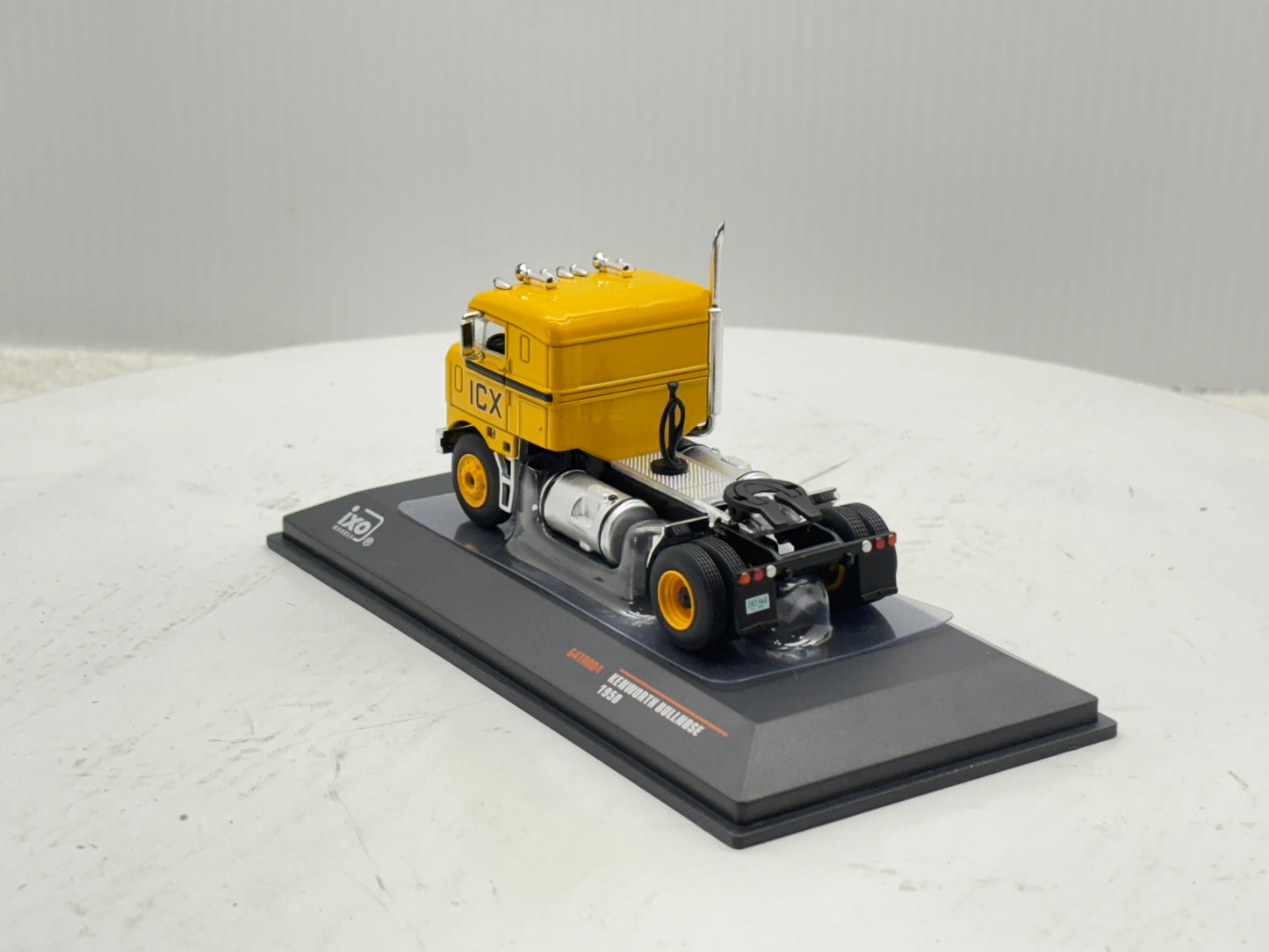 1/64 Kenworth Bullnose ICX