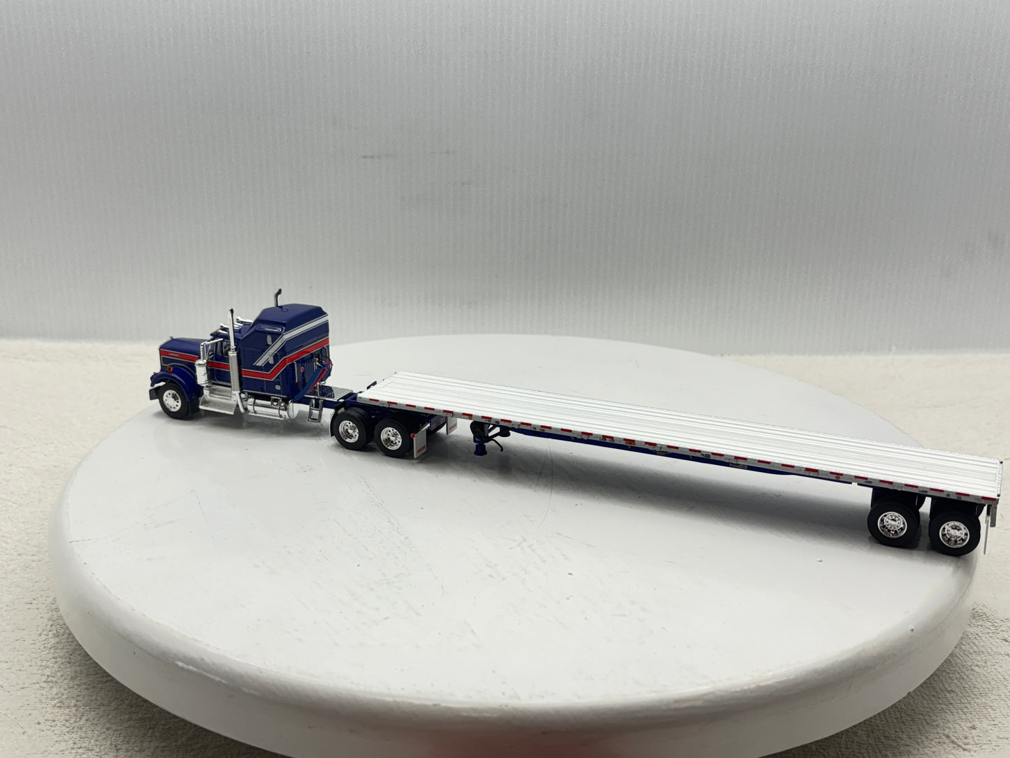 1/64 Kenworth W900A Liberty