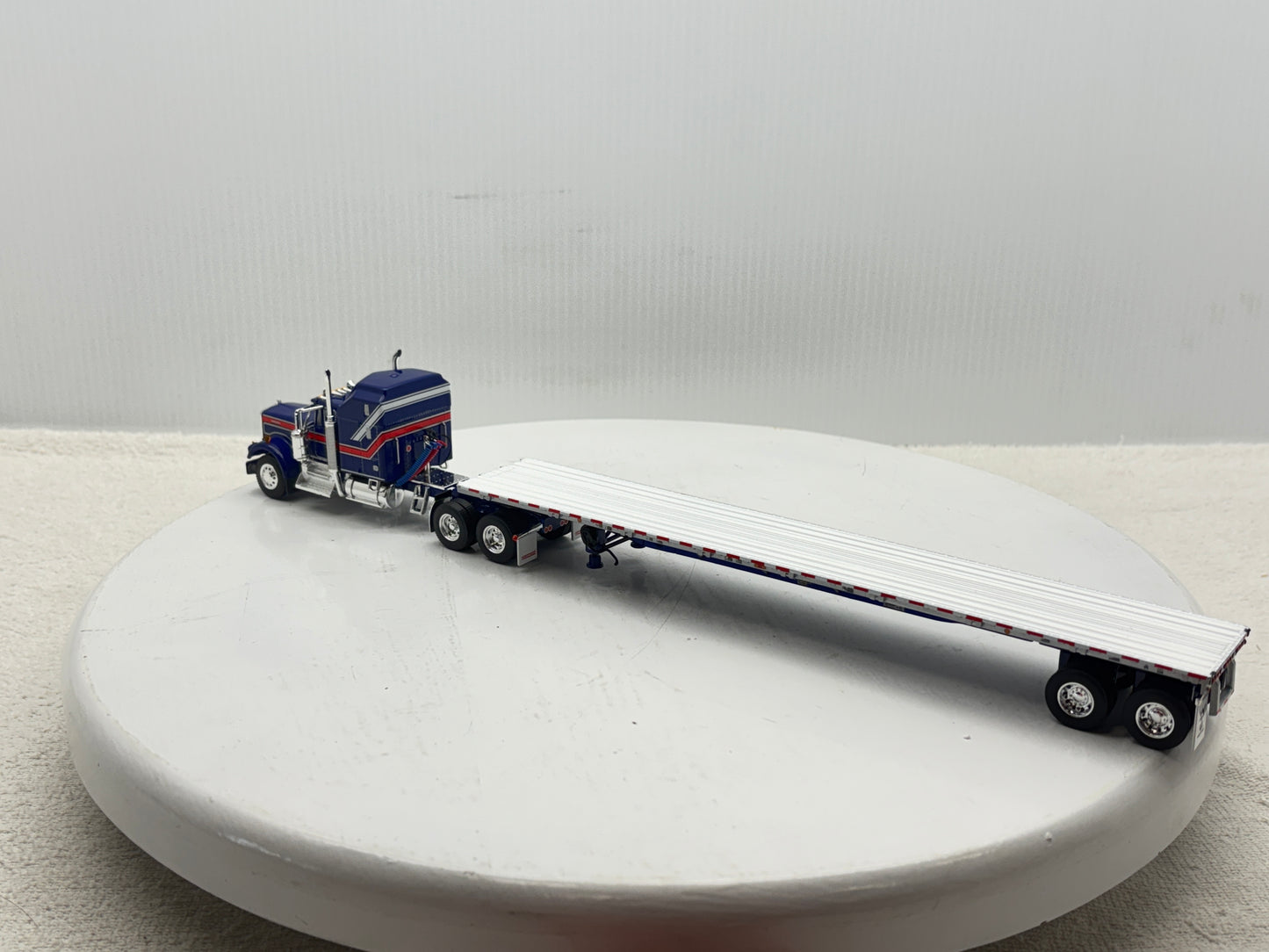 1/64 Kenworth W900A Liberty