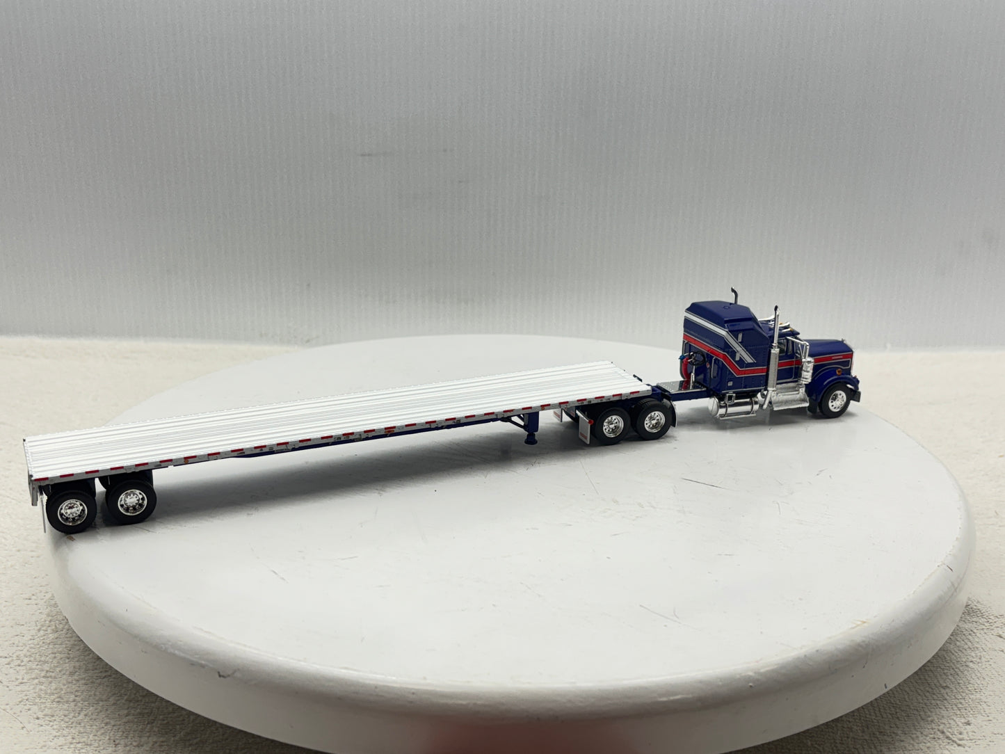 1/64 Kenworth W900A Liberty