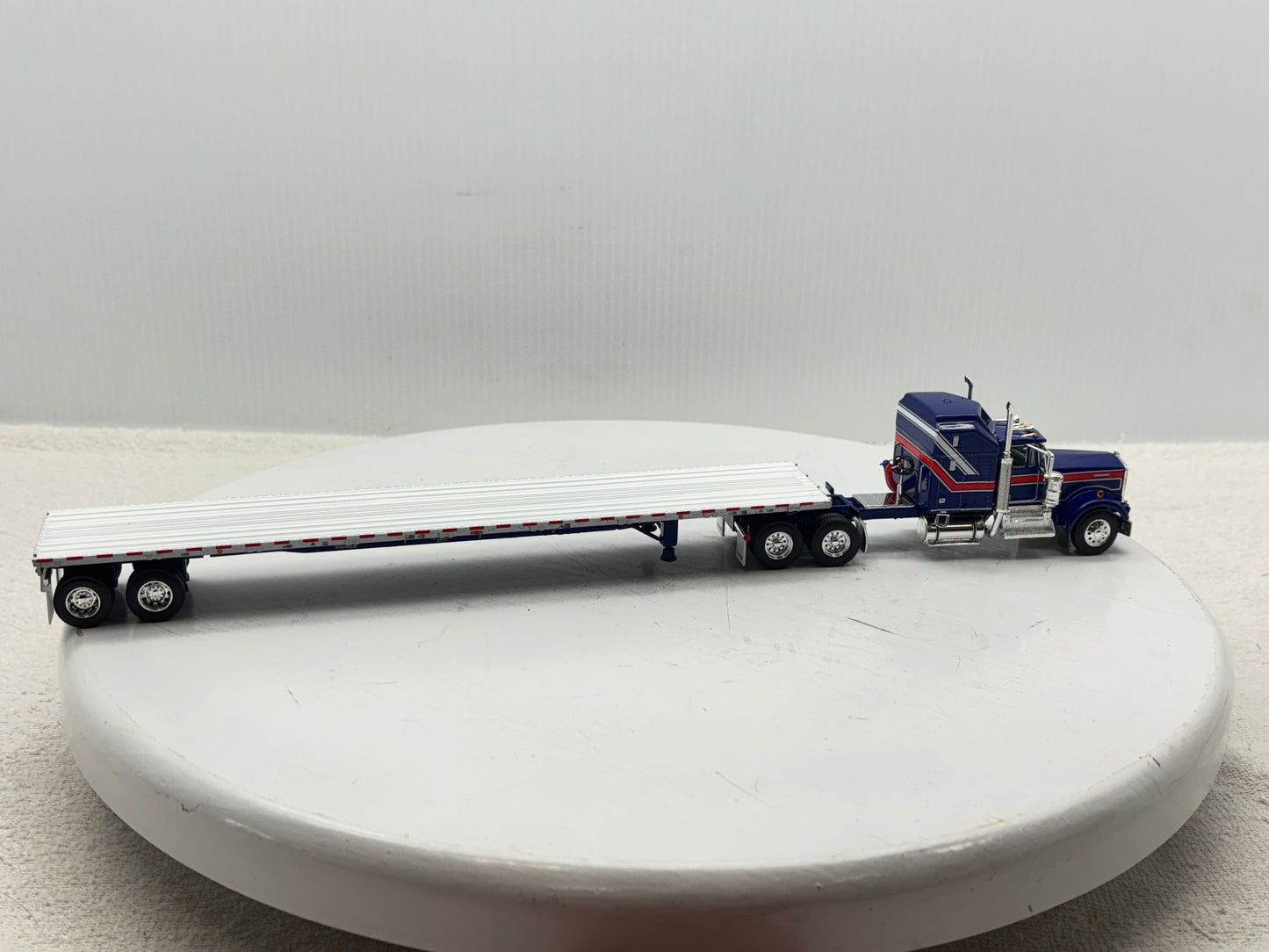 1/64 Kenworth W900A Liberty