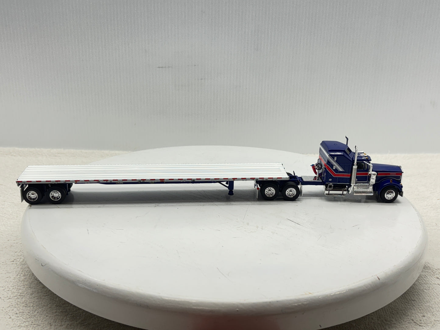 1/64 Kenworth W900A Liberty