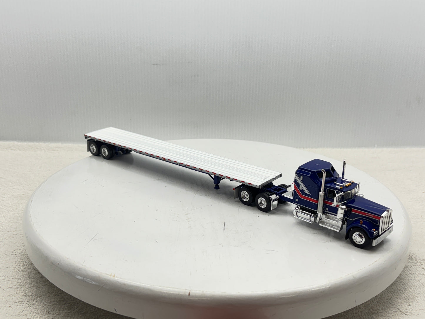 1/64 Kenworth W900A Liberty