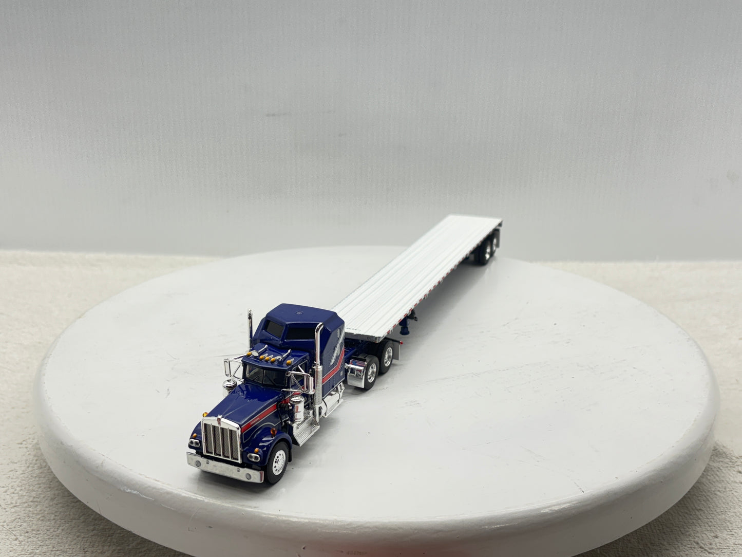 1/64 Kenworth W900A Liberty