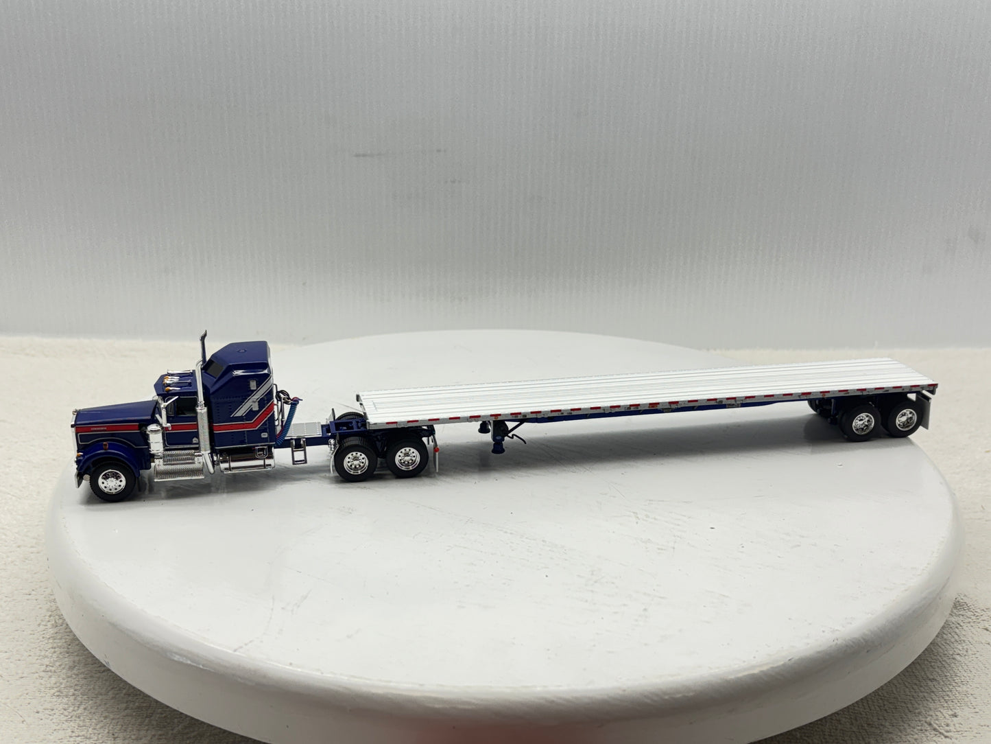 1/64 Kenworth W900A Liberty