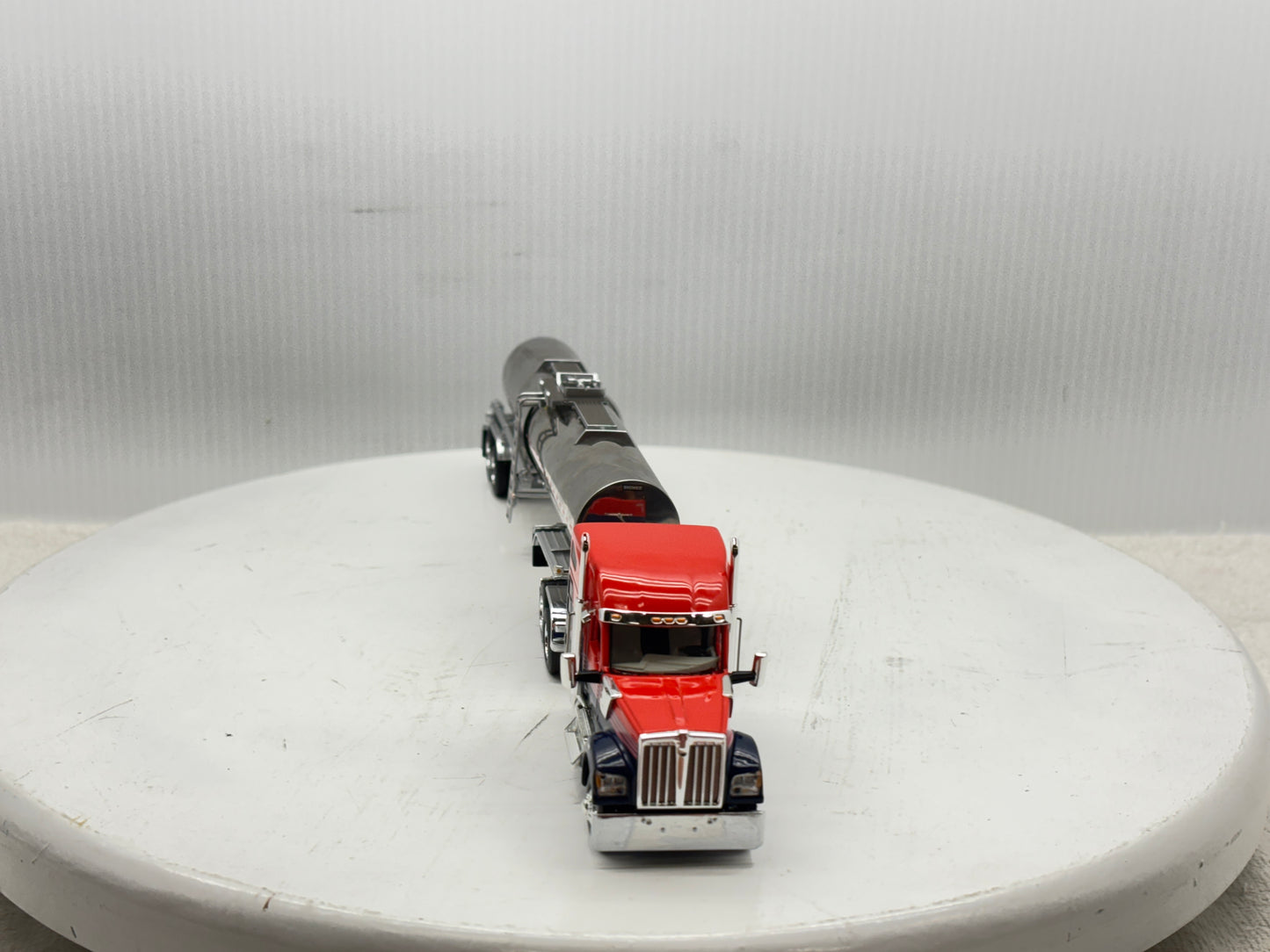 1/64 Kenworth W990 76'' Midroof (Orange-Blue)