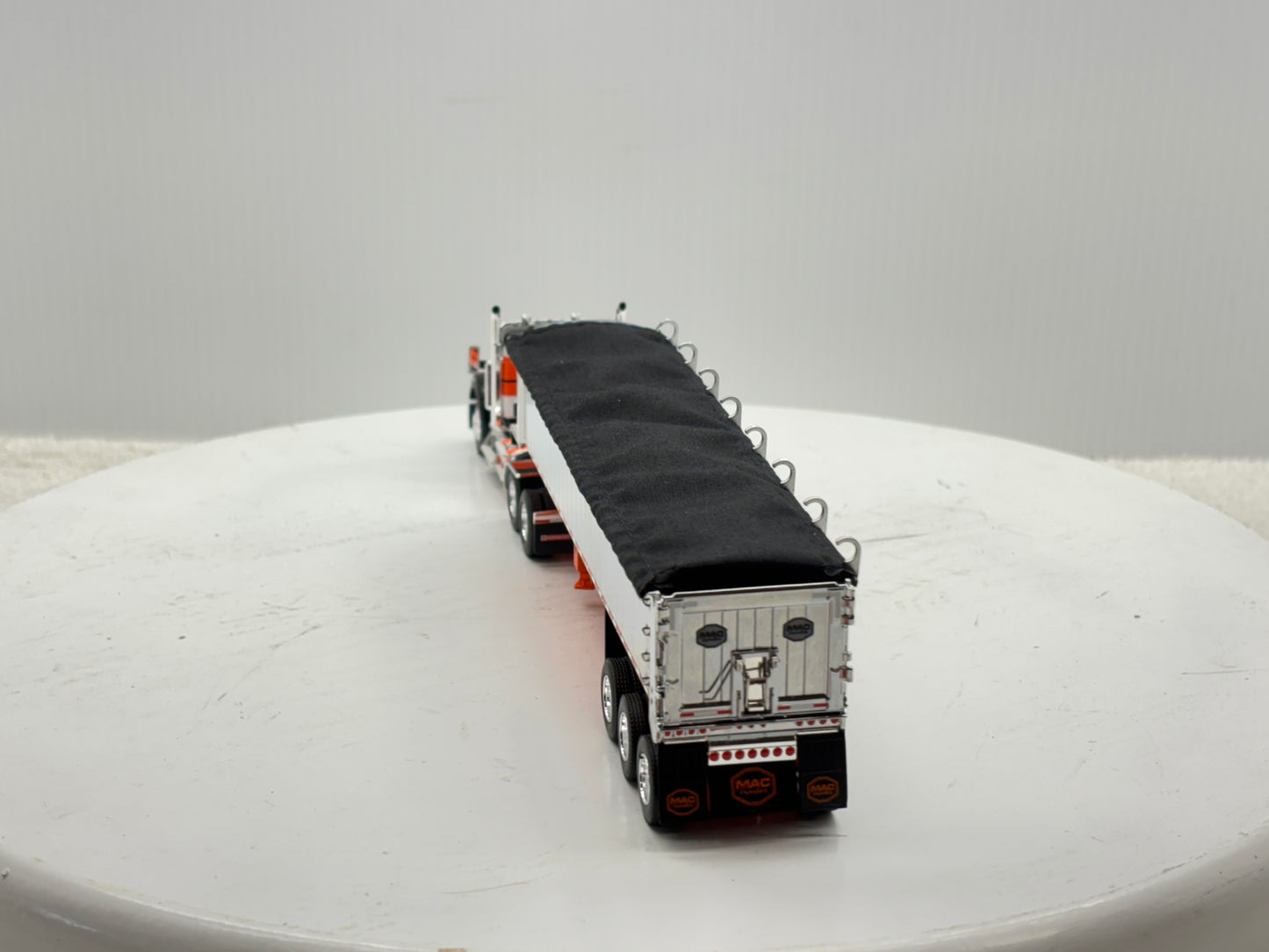 1/64 Kenworth W990 MAC Coal