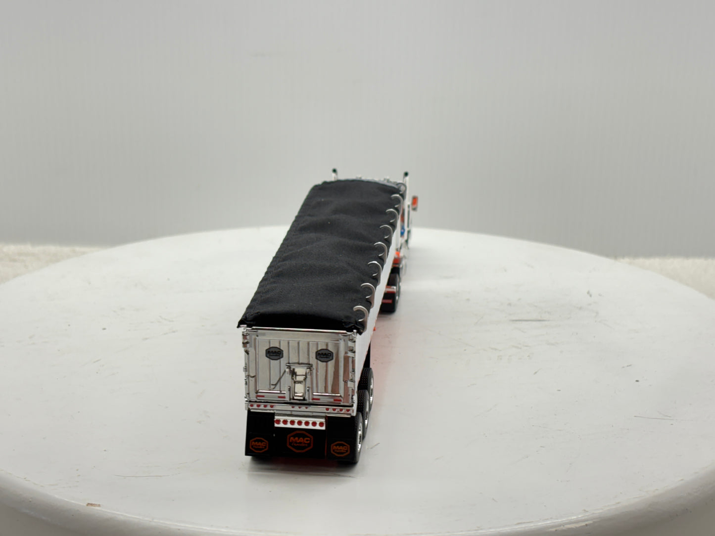 1/64 Kenworth W990 MAC Coal