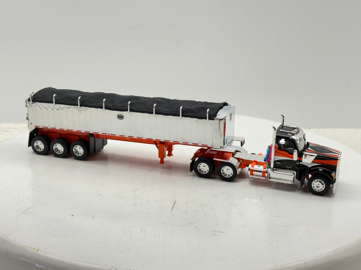 1/64 Kenworth W990 MAC Coal