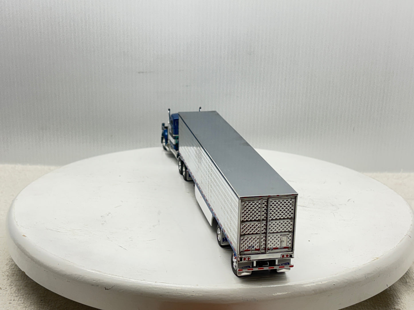 1/64 Kenworth W990 Midroof W.D. Potato