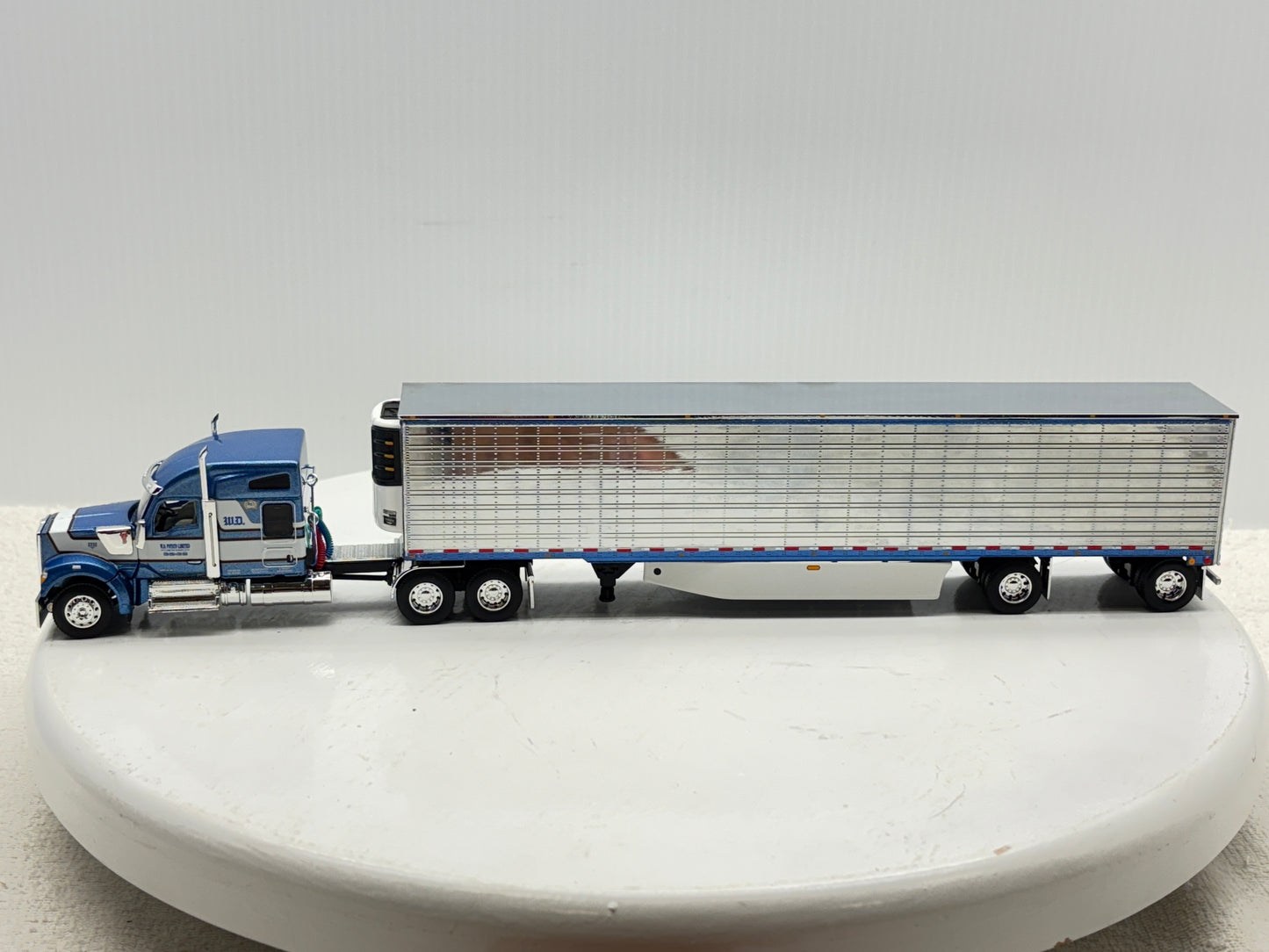 1/64 Kenworth W990 Midroof W.D. Potato
