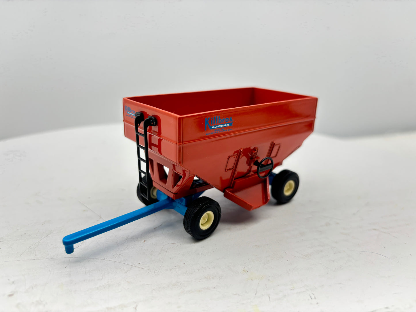1/64 Killbros 350 Vintage Gravity Wagon