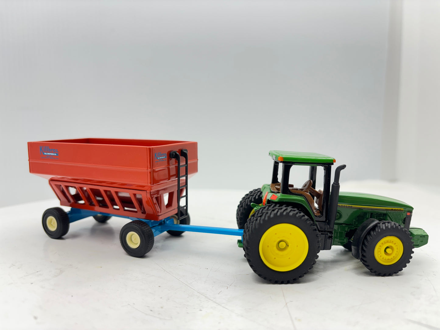 1/64 Killbros 350 Vintage Gravity Wagon