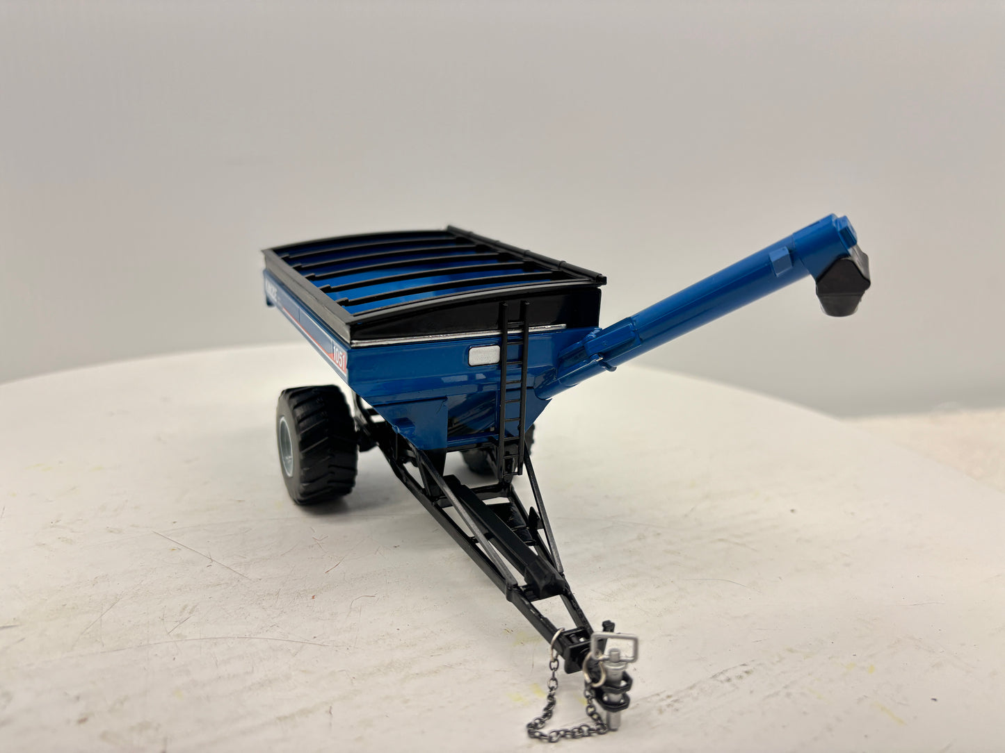 1/64 Kinze 1051 Flotation Singles