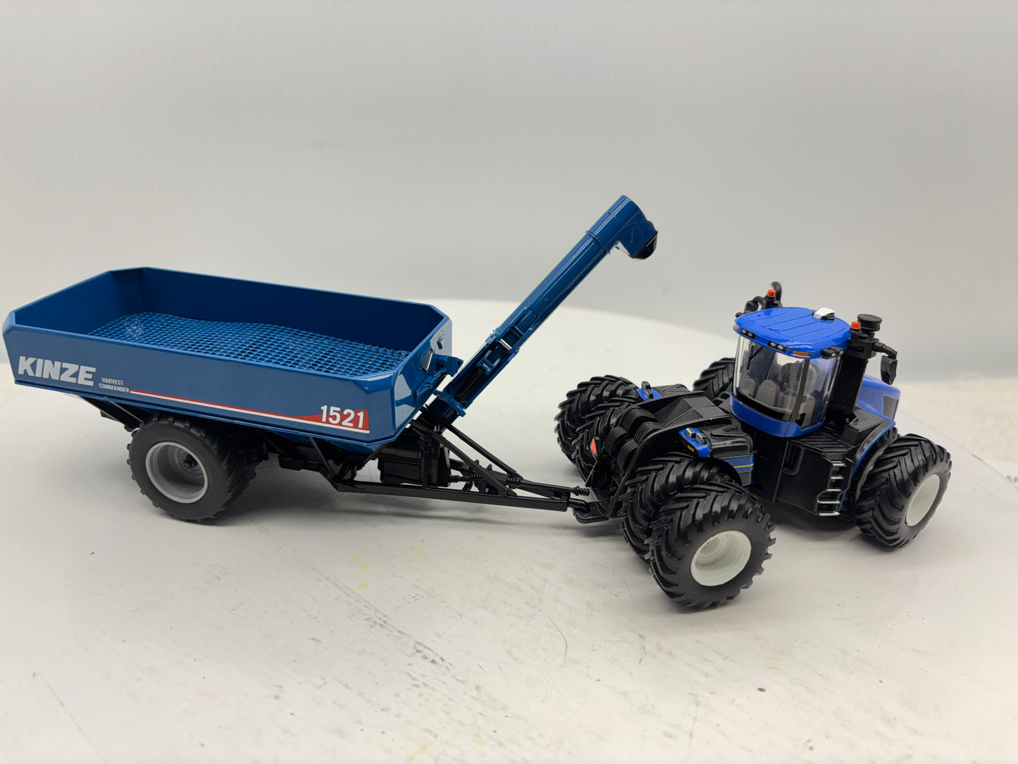 1/64 Kinze 1520 Flotation Single
