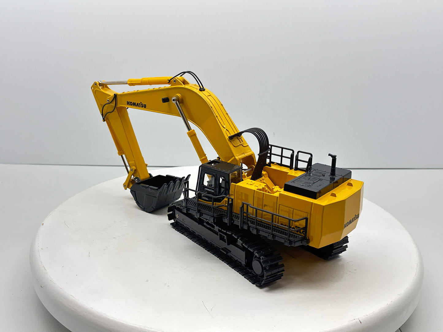 1/50 Komatsu PC 1100LC-6