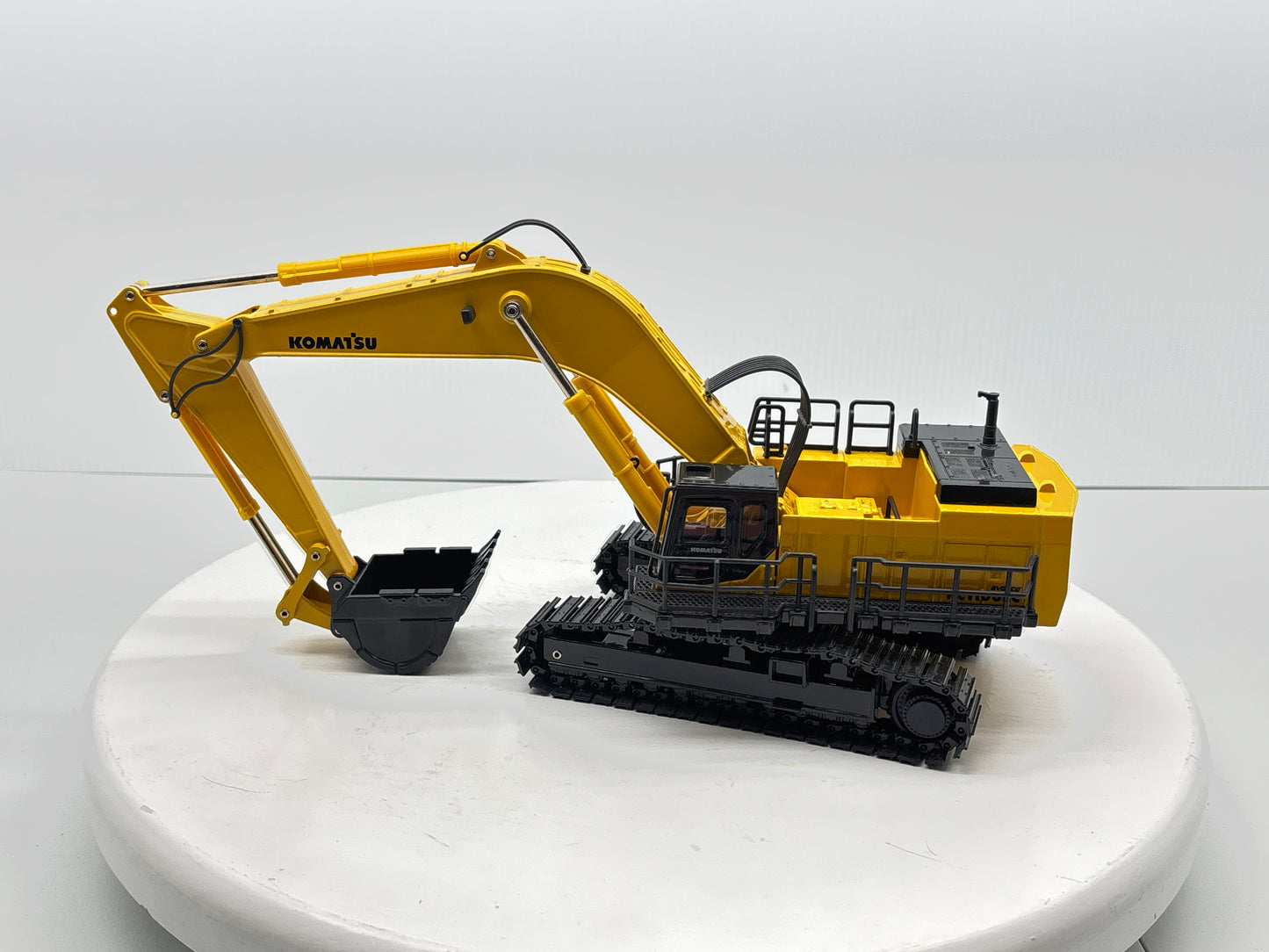 1/50 Komatsu PC 1100LC-6