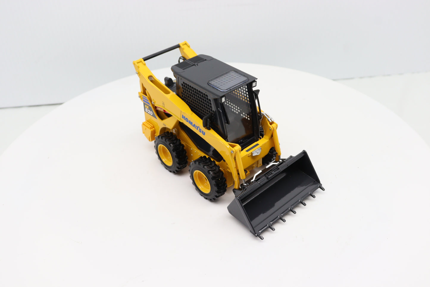 1/25 Komatsu SK820-8