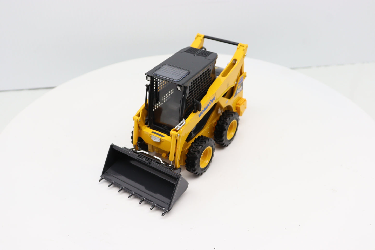 1/25 Komatsu SK820-8