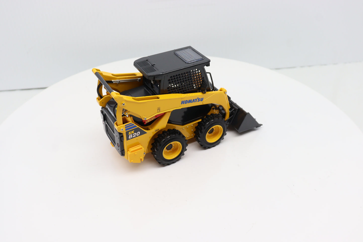 1/25 Komatsu SK820-8