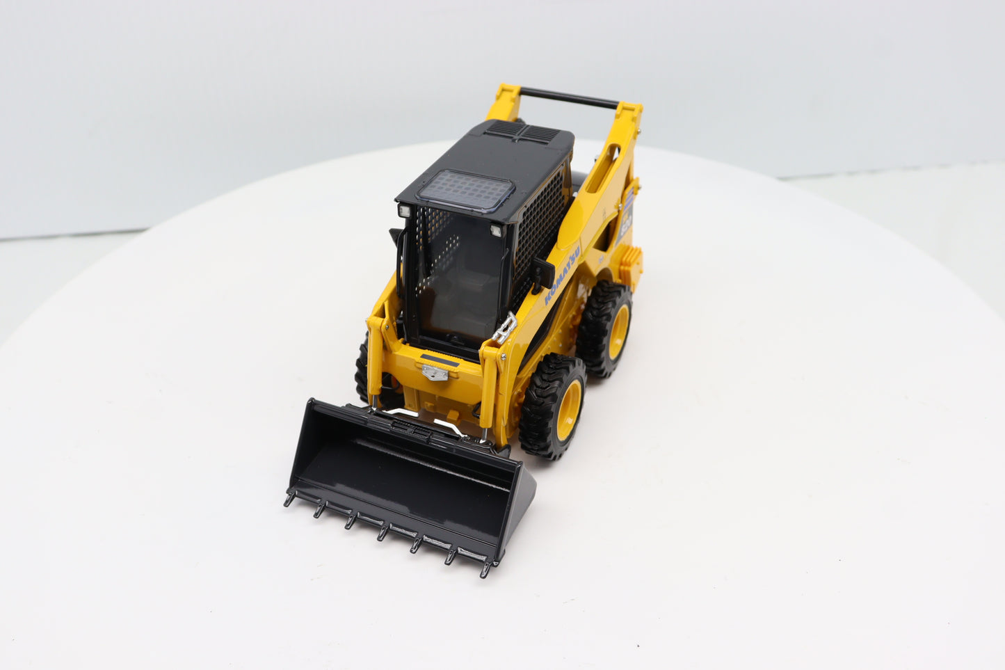 1/25 Komatsu SK820-8