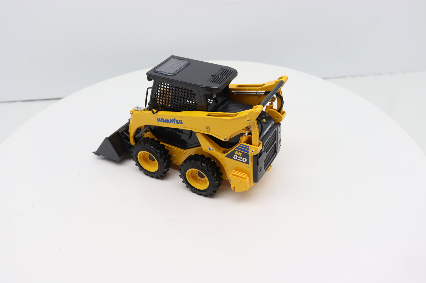 1/25 Komatsu SK820-8