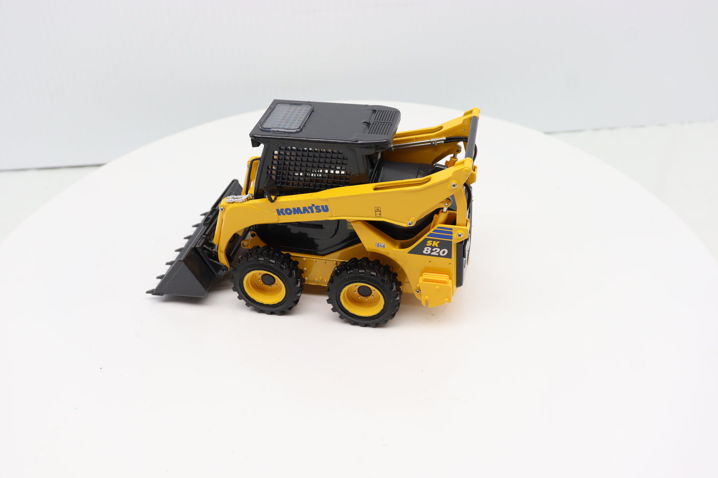 1/25 Komatsu SK820-8