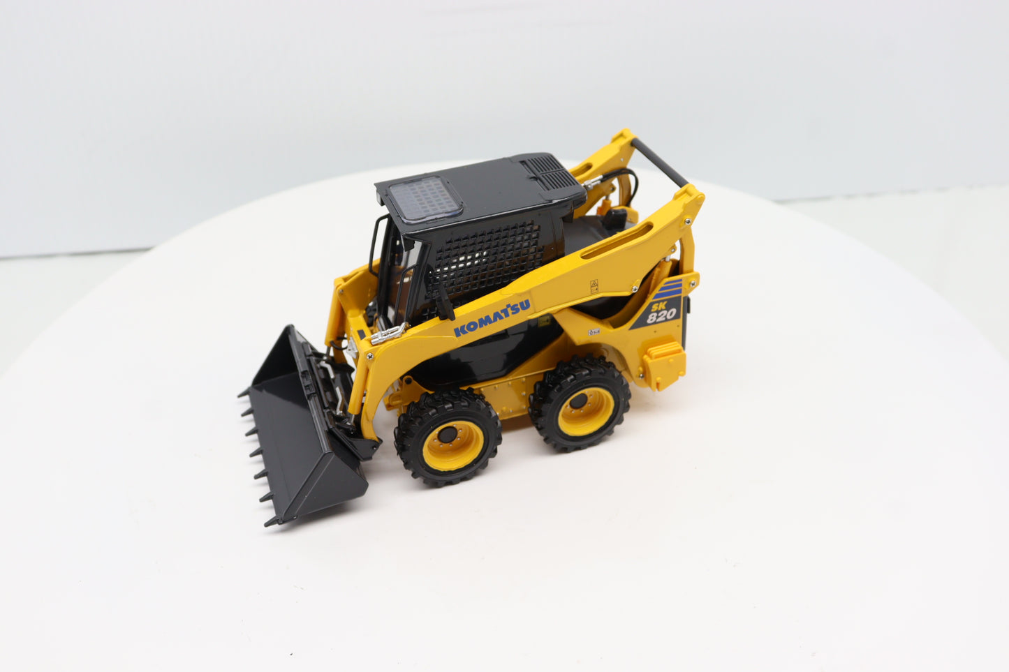 1/25 Komatsu SK820-8