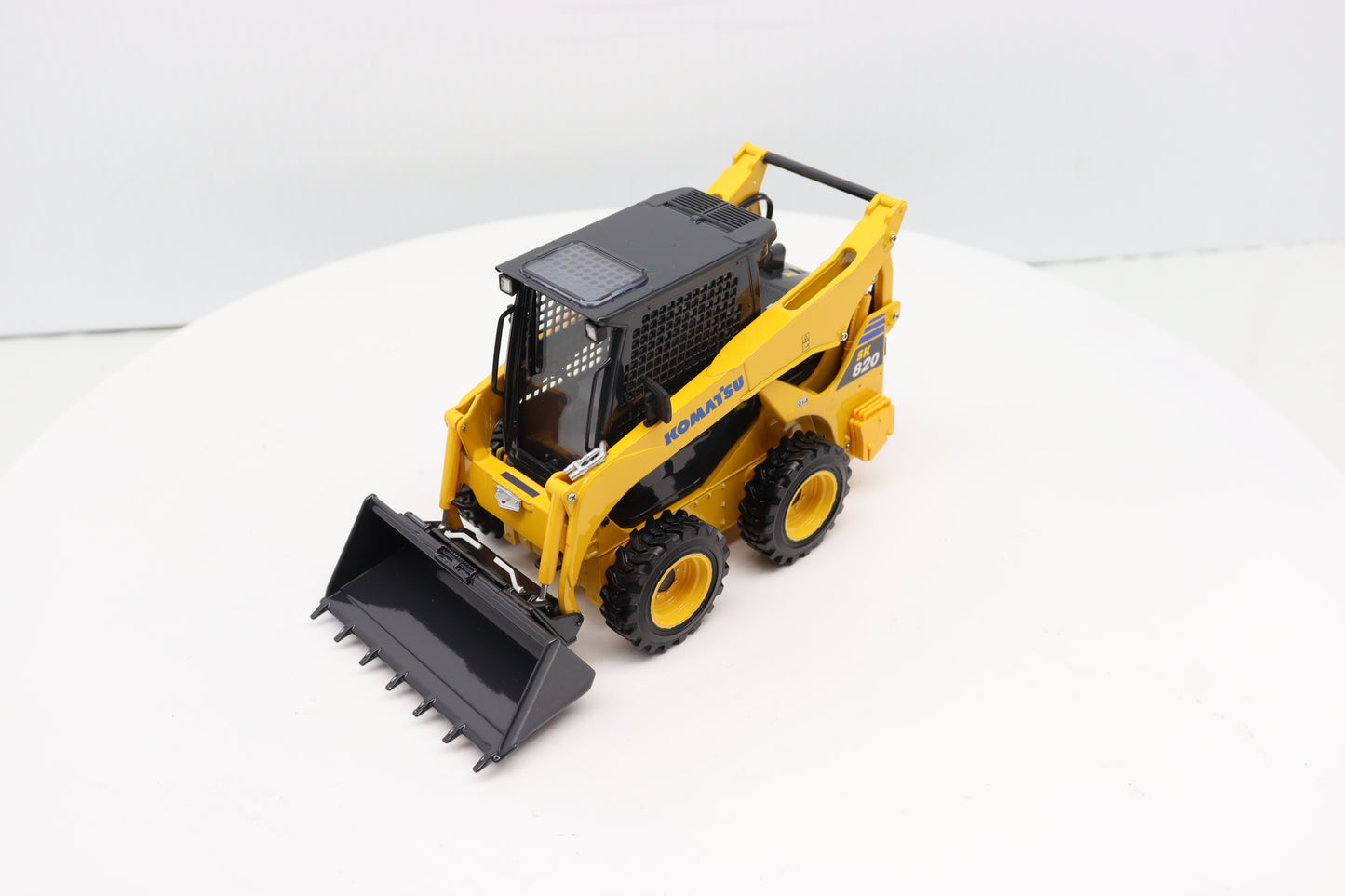 1/25 Komatsu SK820-8