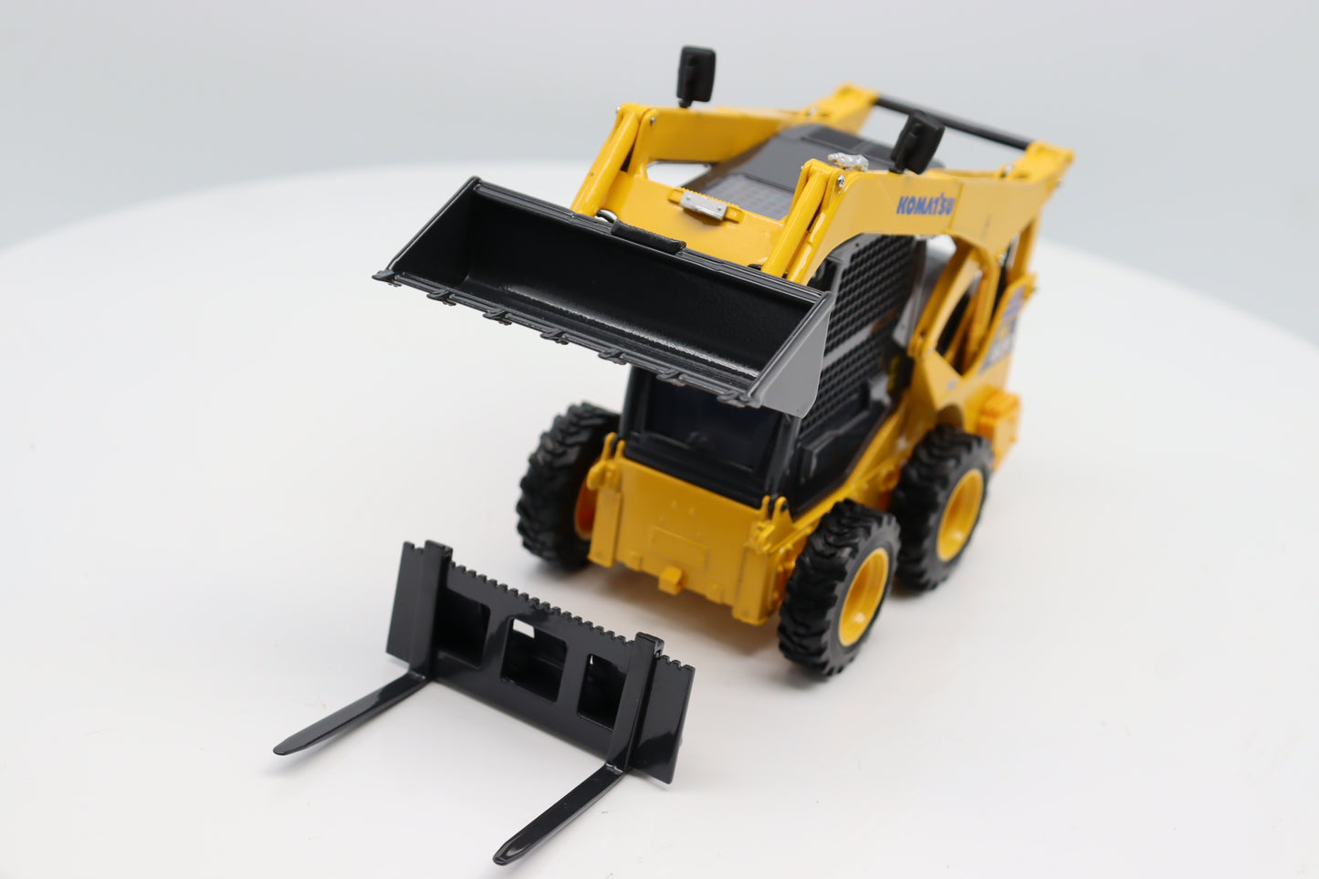 1/25 Komatsu SK820-8