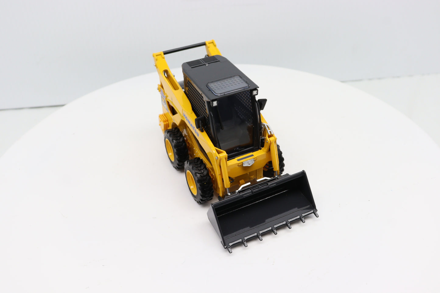 1/25 Komatsu SK820-8