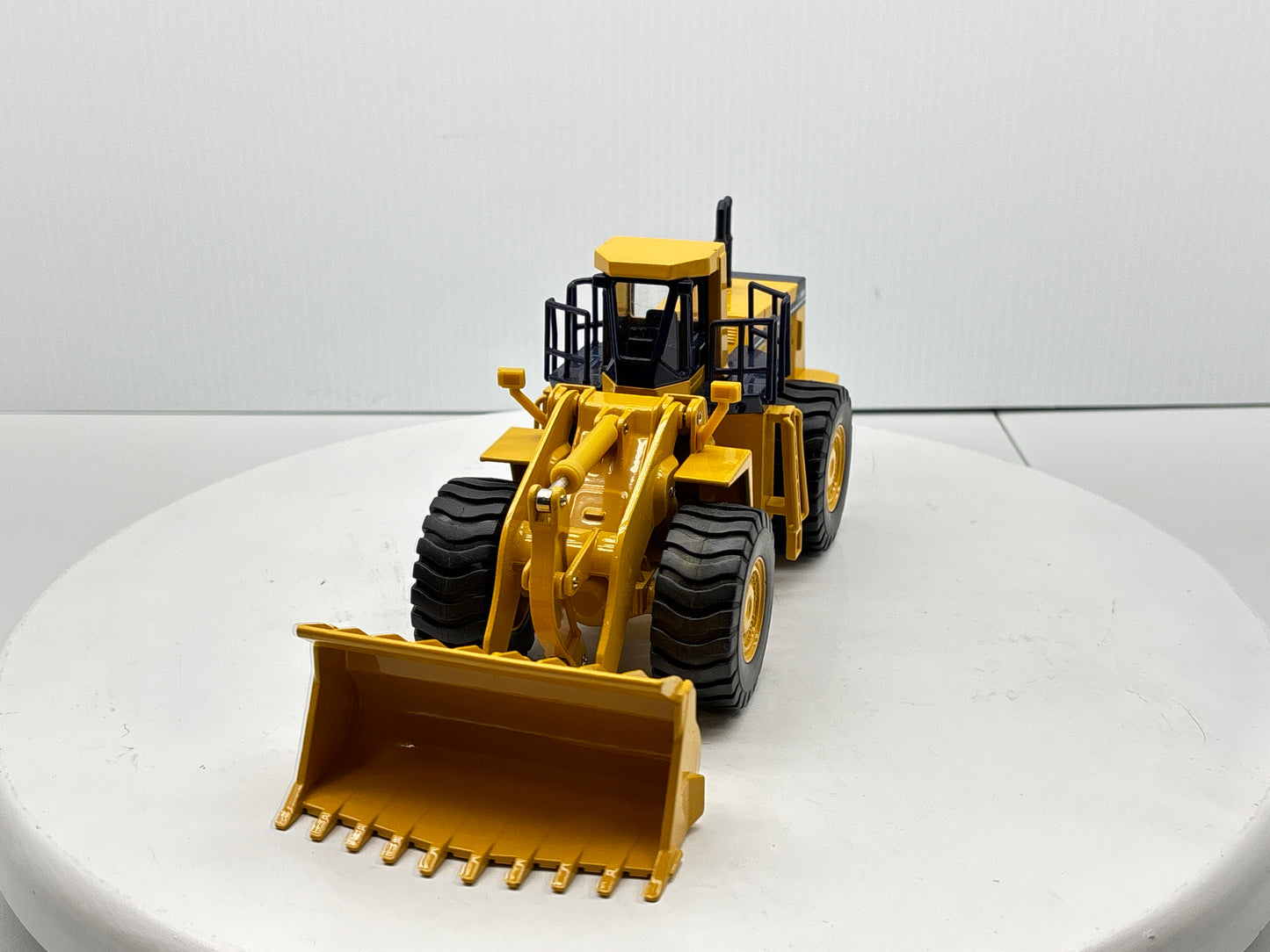 1/50 Komatsu WA800 Joal